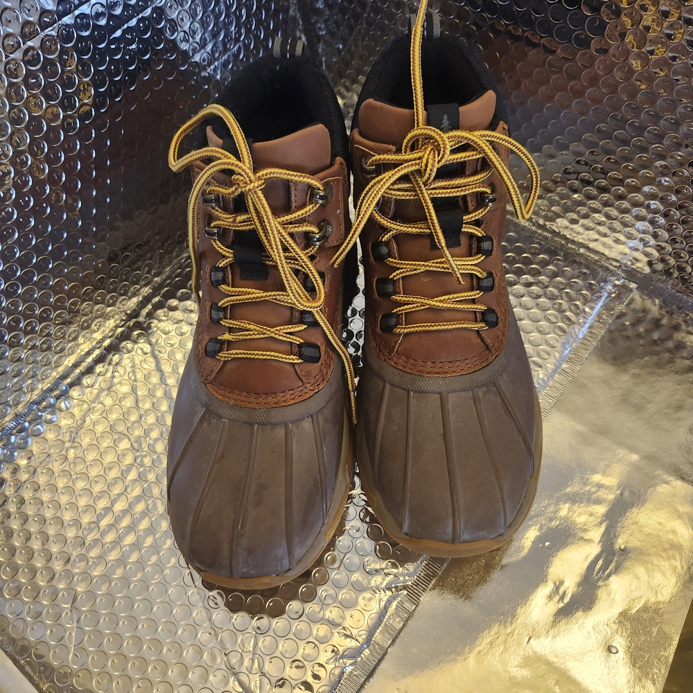 Stylish Brown Lace-Up Winter Boots
